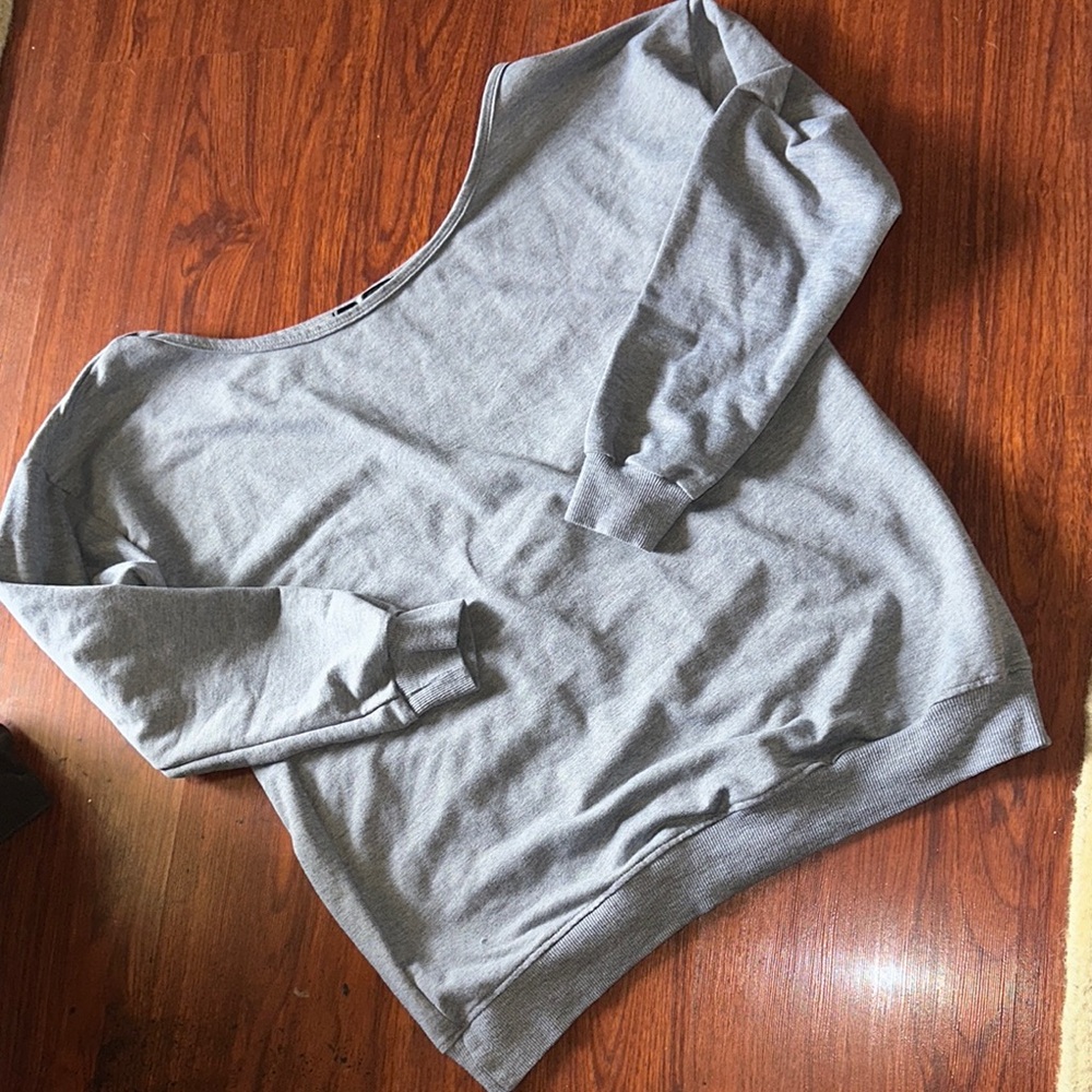 Gray Long Sleeve Sweatshirt size medium